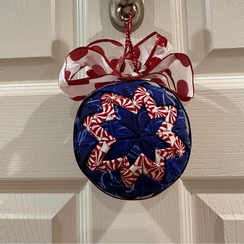 MLB Chicago Cubs World Series Winner Hand Crafted Quilted 4” Ornament